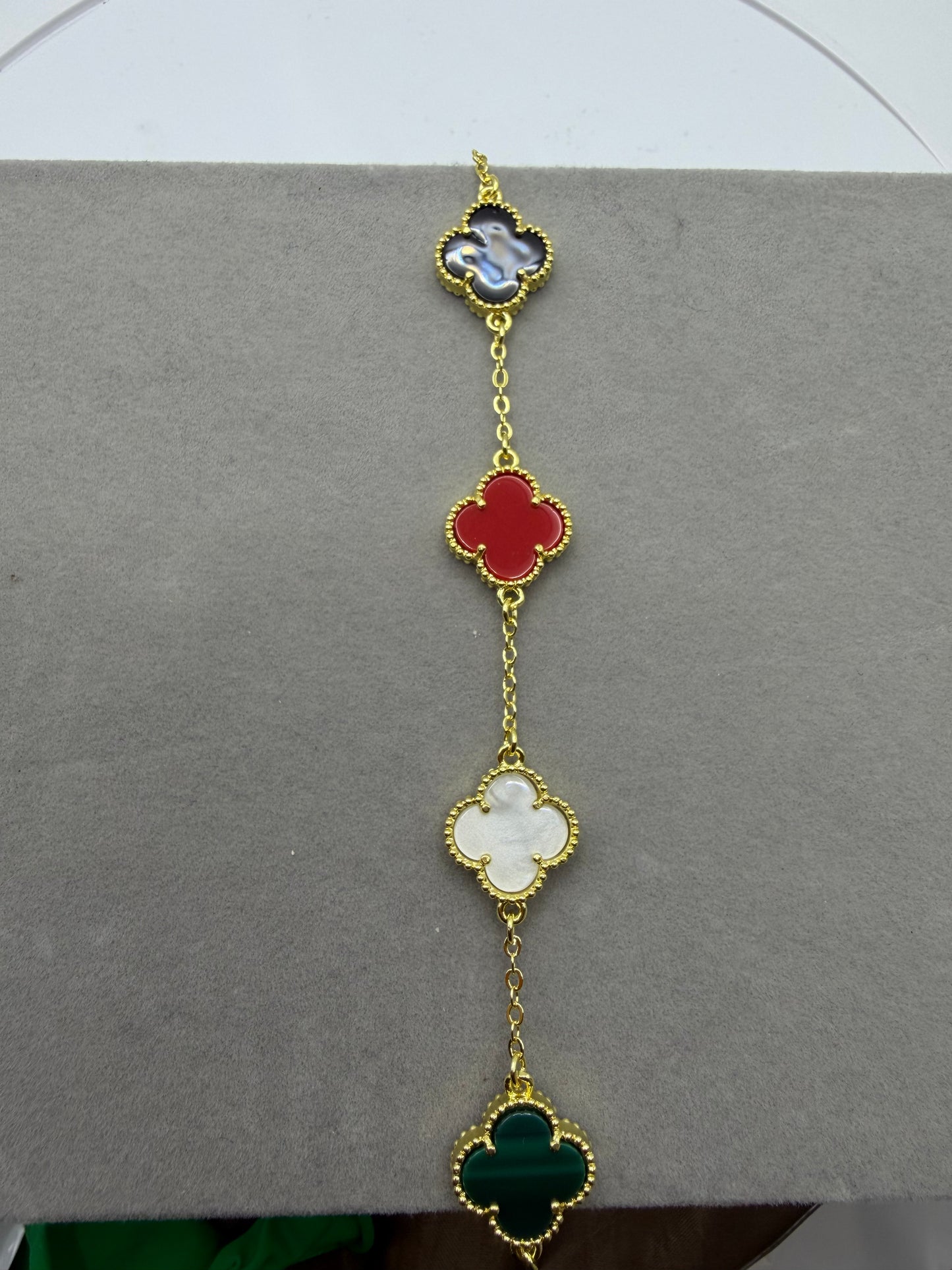 Rhombus Handchain