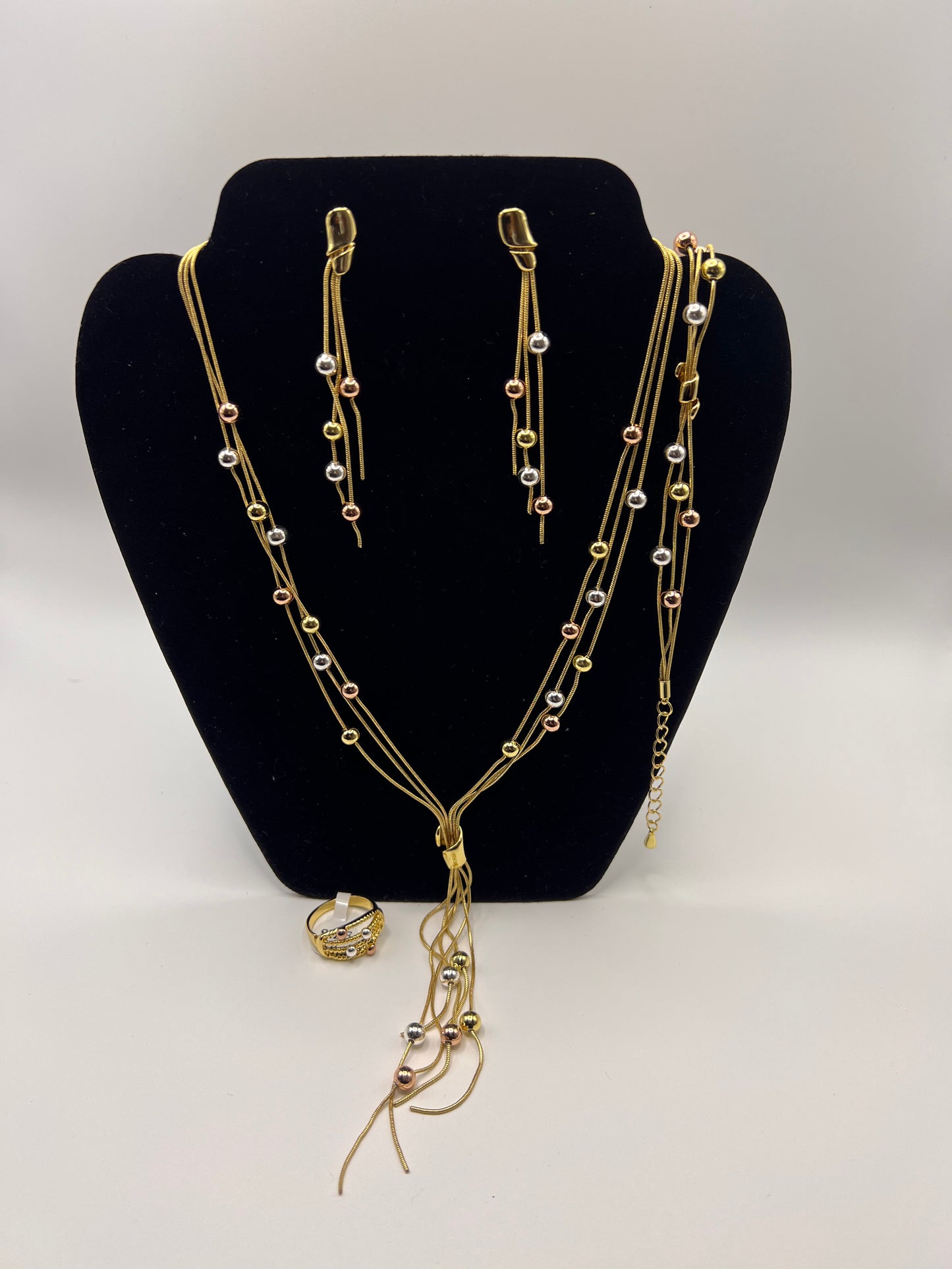 Three Tone Chain Set