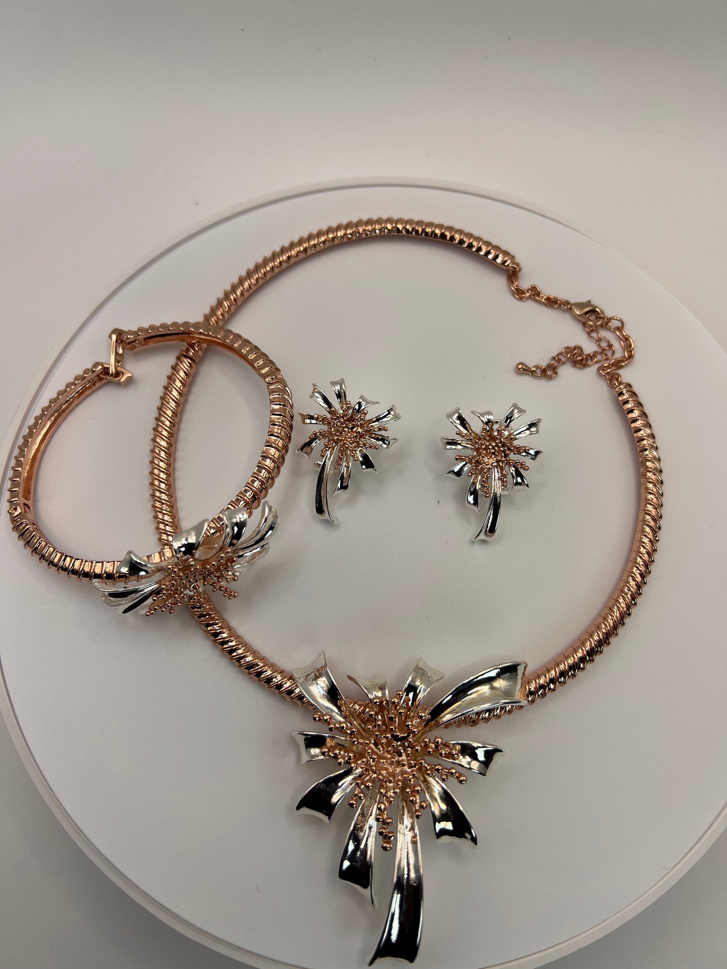 Bronze With Flower Set