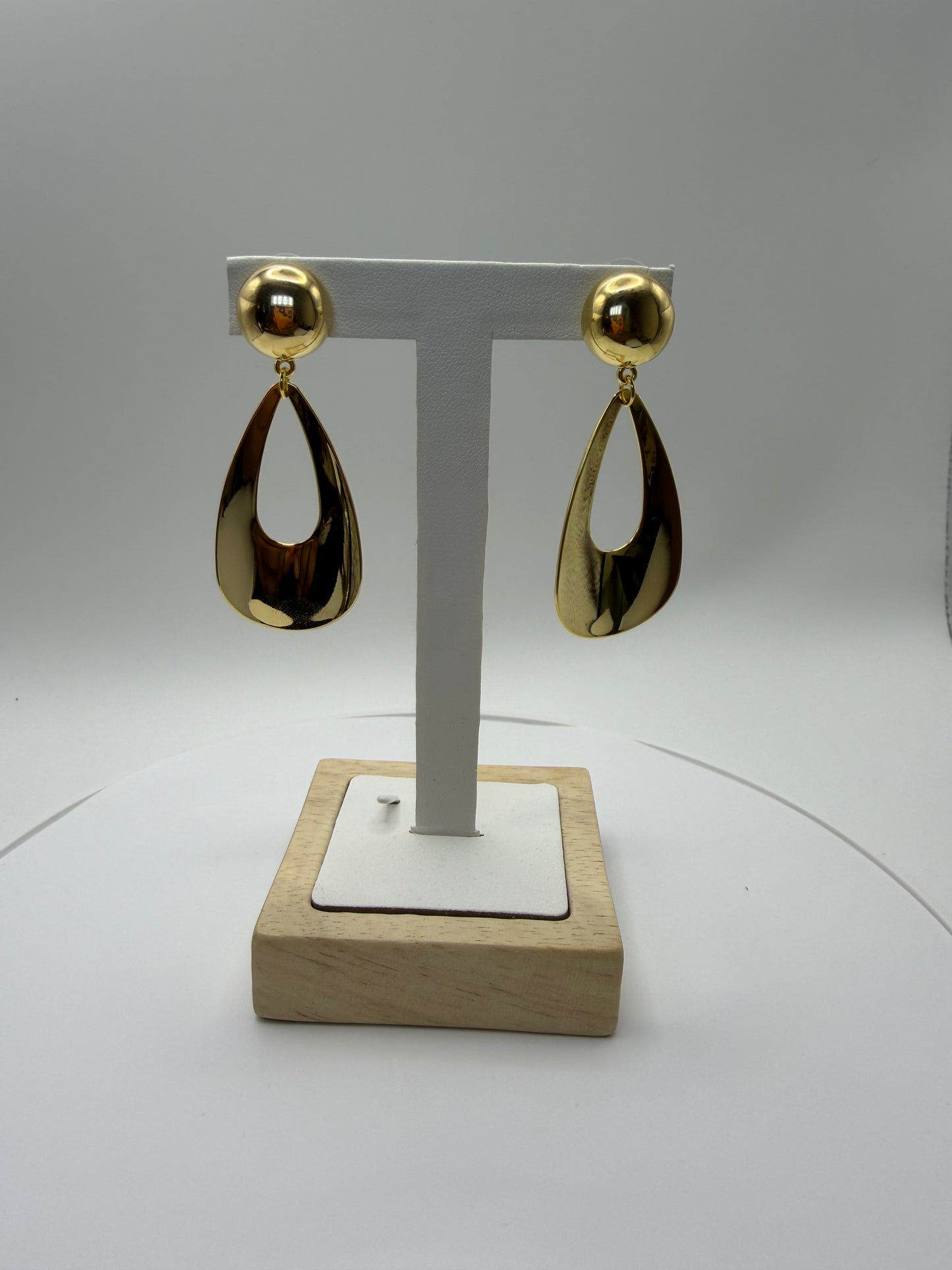 Aurique Zirconia Earring 1023