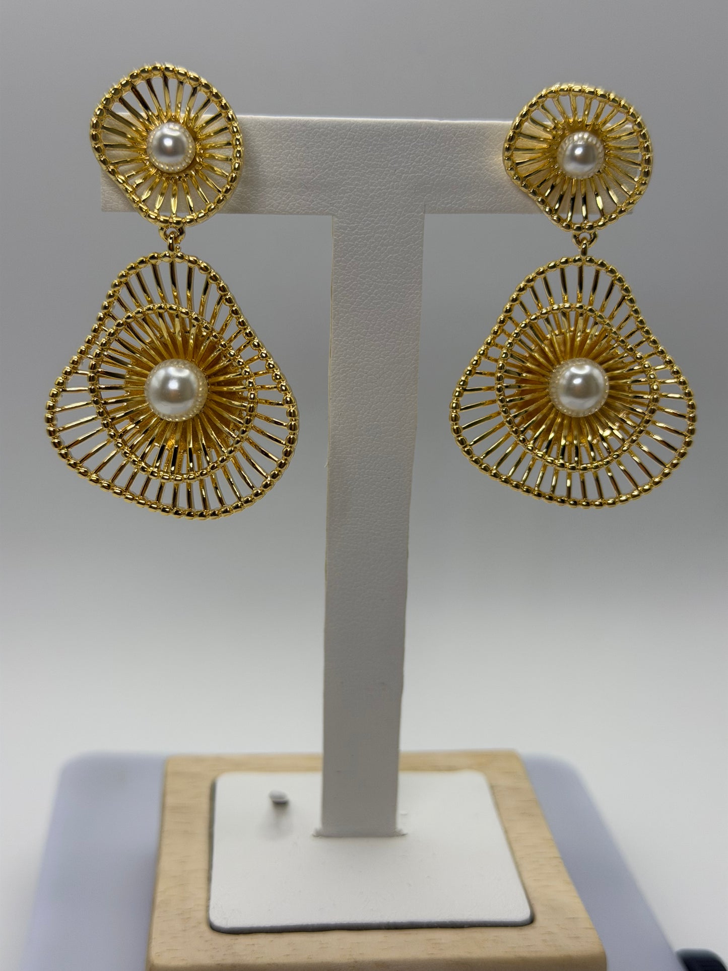 Aurique Zirconia Earring 1018