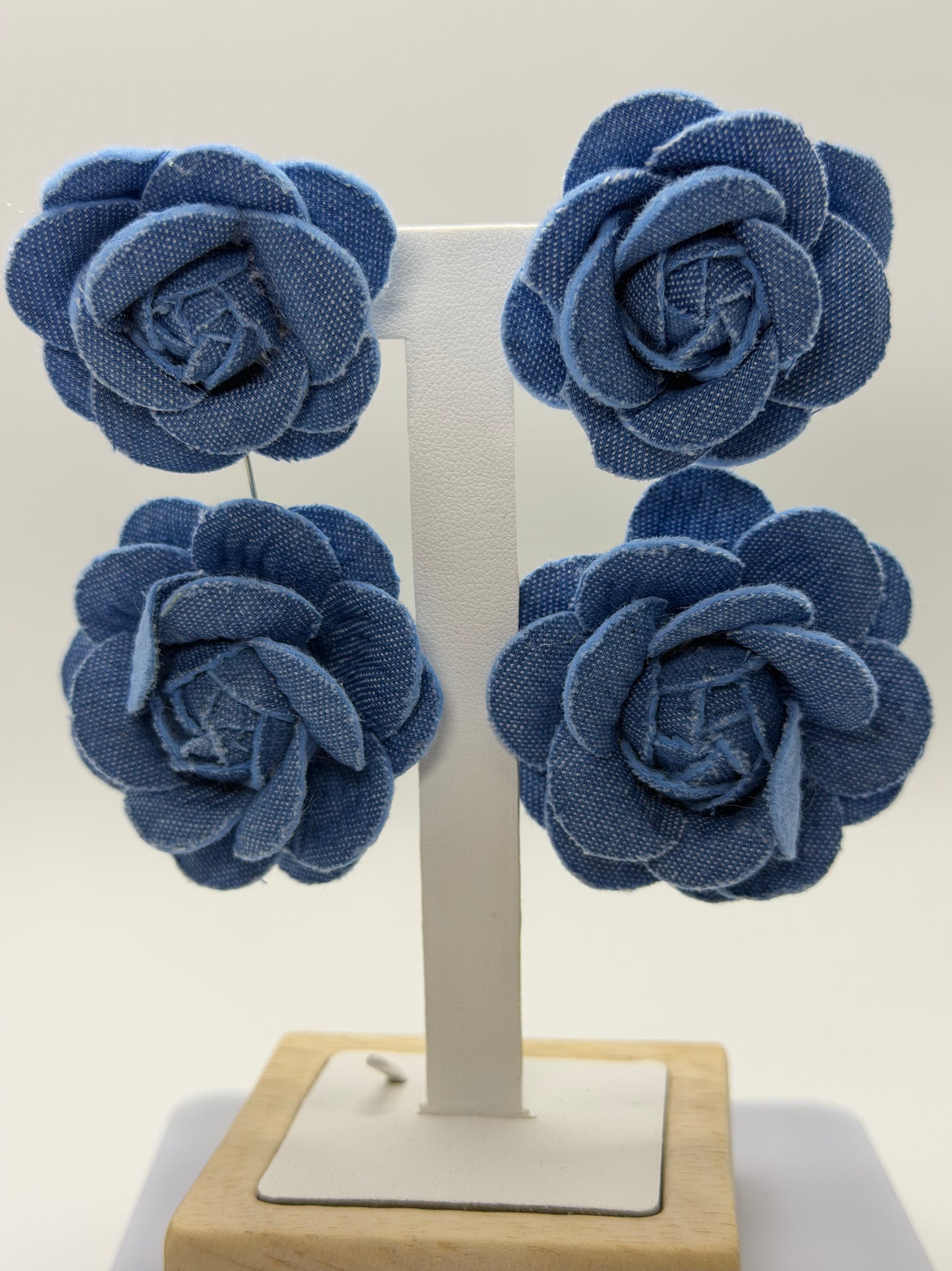 Aurique Flower Earrings 1001