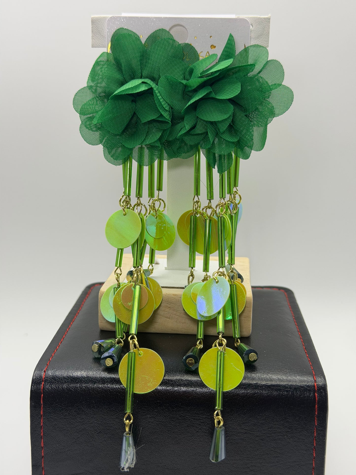 Aurique Flower Earrings 1003