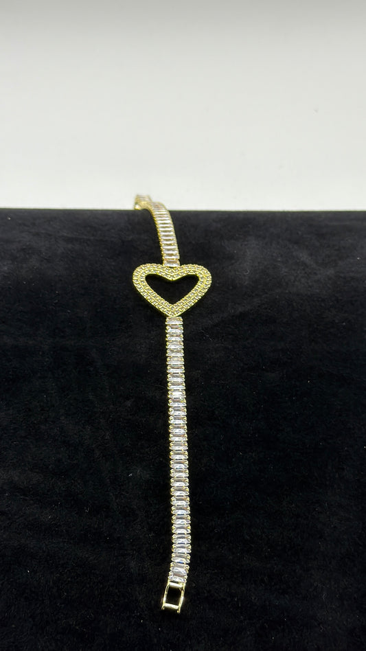 Aurique Zirconia Handchain 1002
