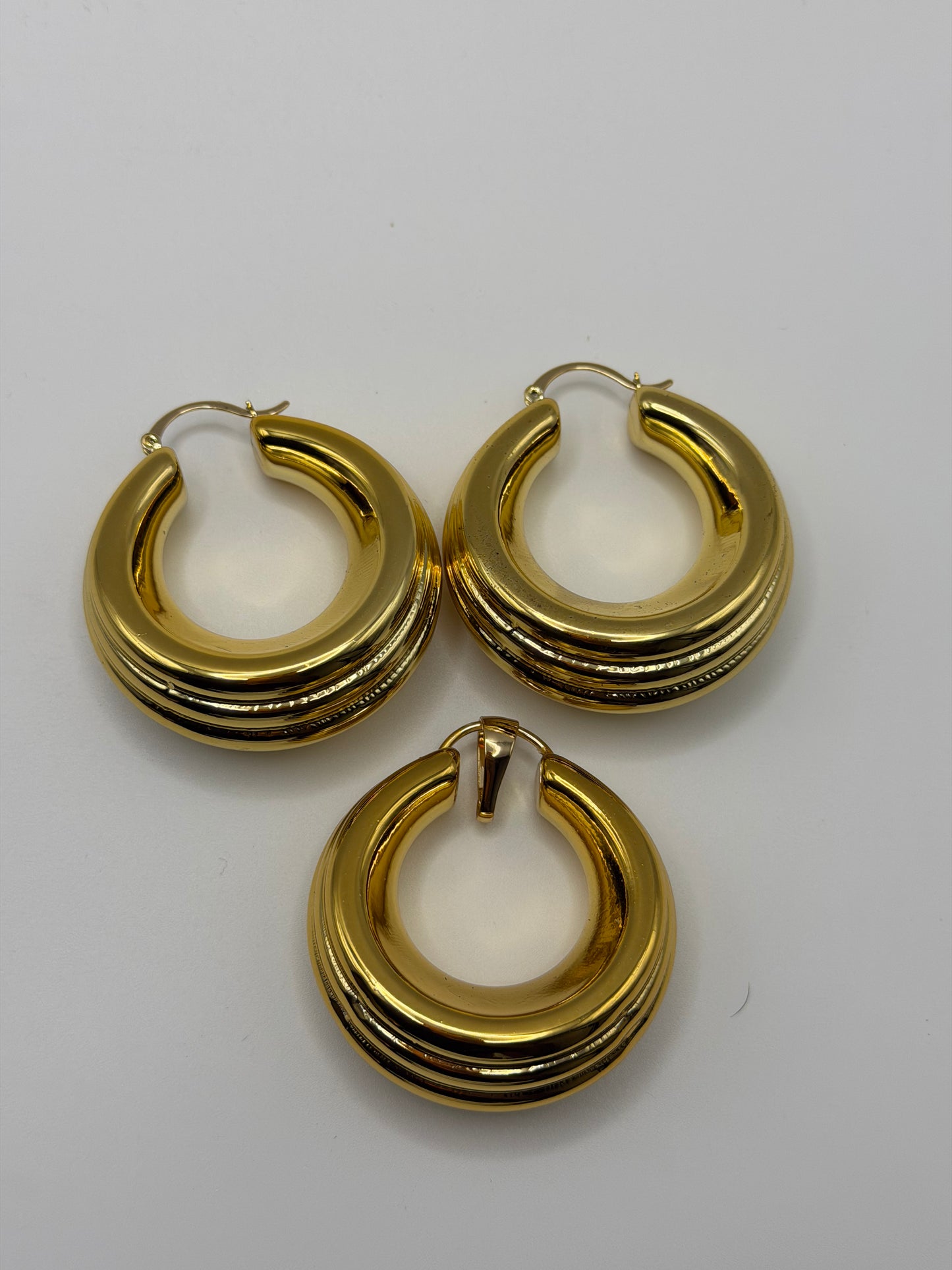 Aurique Itallian Earrings and Pendant 1004