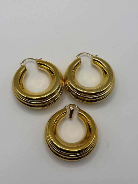 Aurique Itallian Earrings and Pendant 1004
