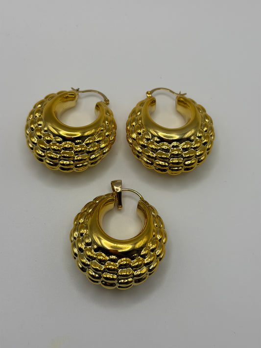 Aurique Itallian Earrings and Pendant 1001