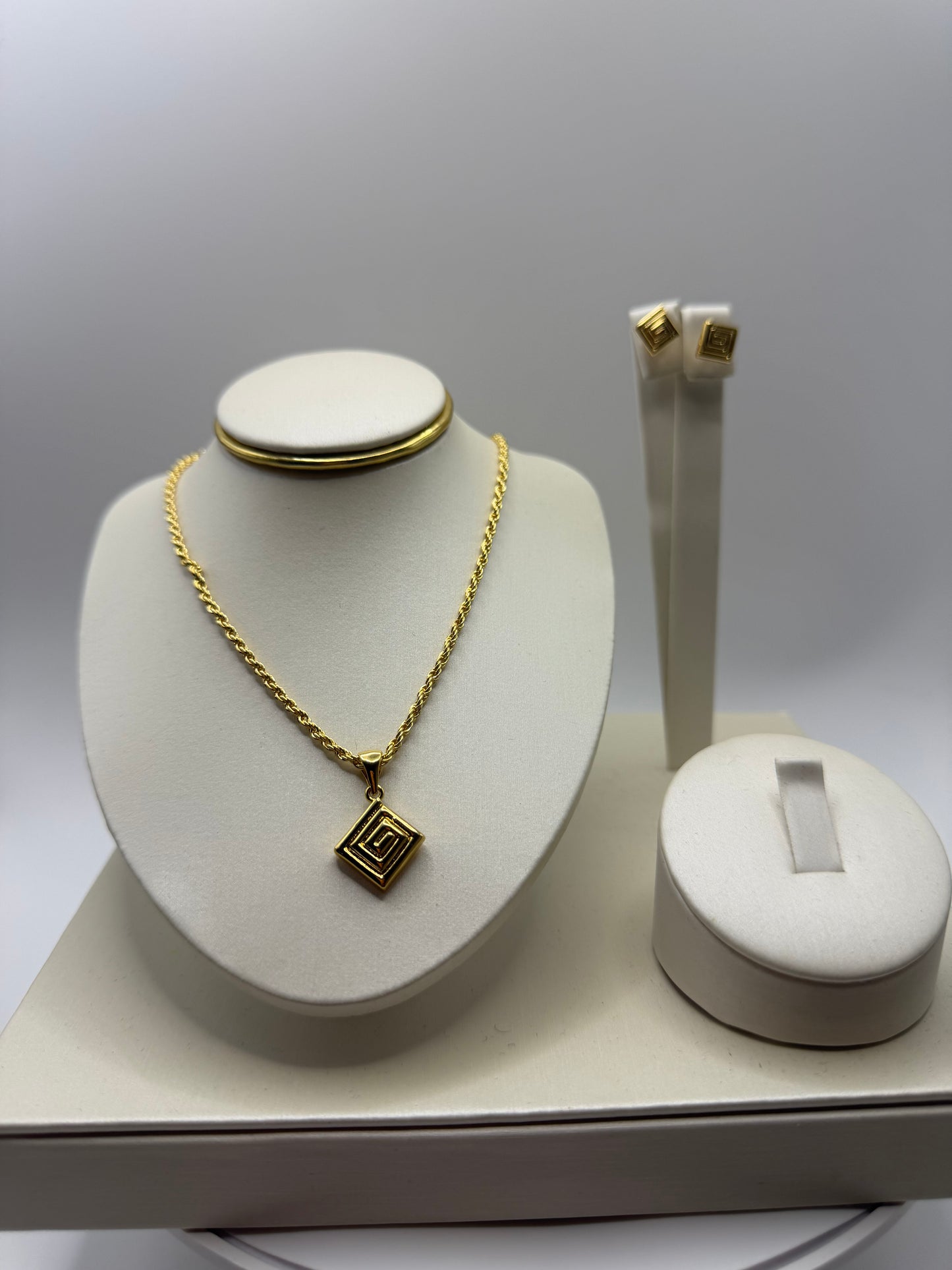 Aurique itallian earring, pendant with chain 1043