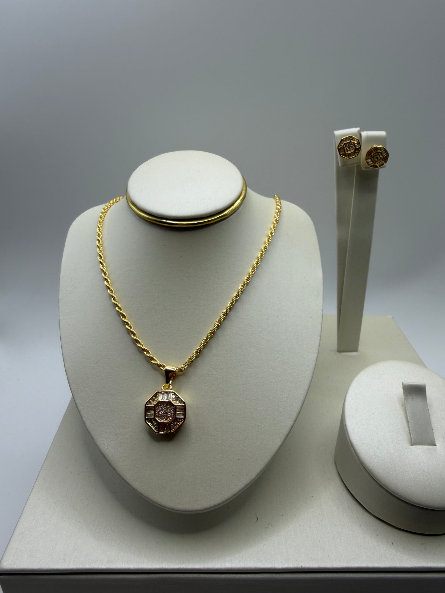 Aurique itallian earring, pendant with chain 1043