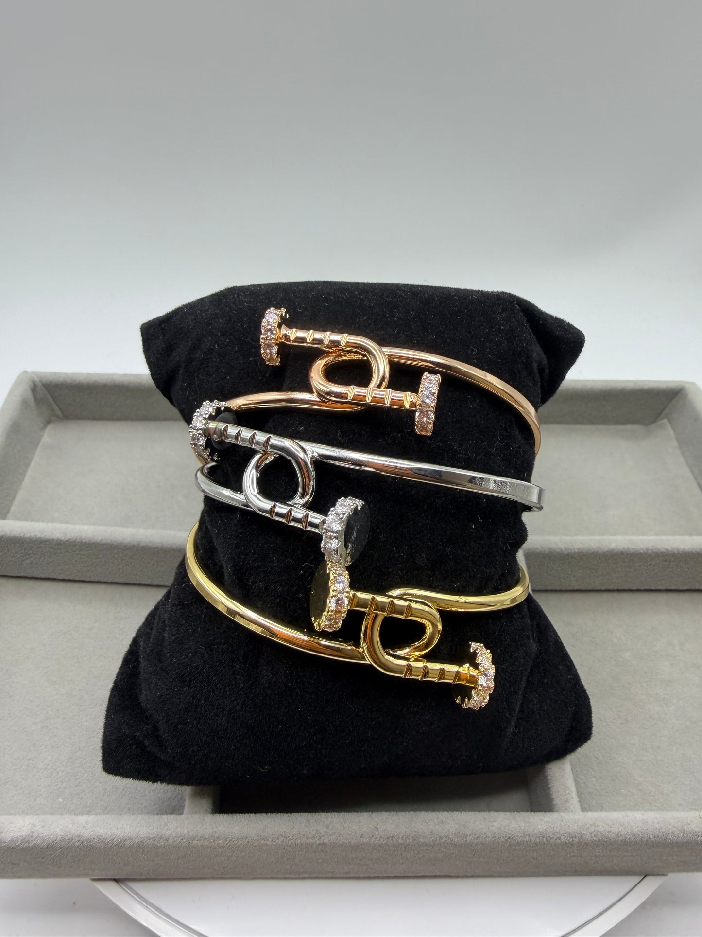 Aurique Itallian Three tone Bracelet 1012