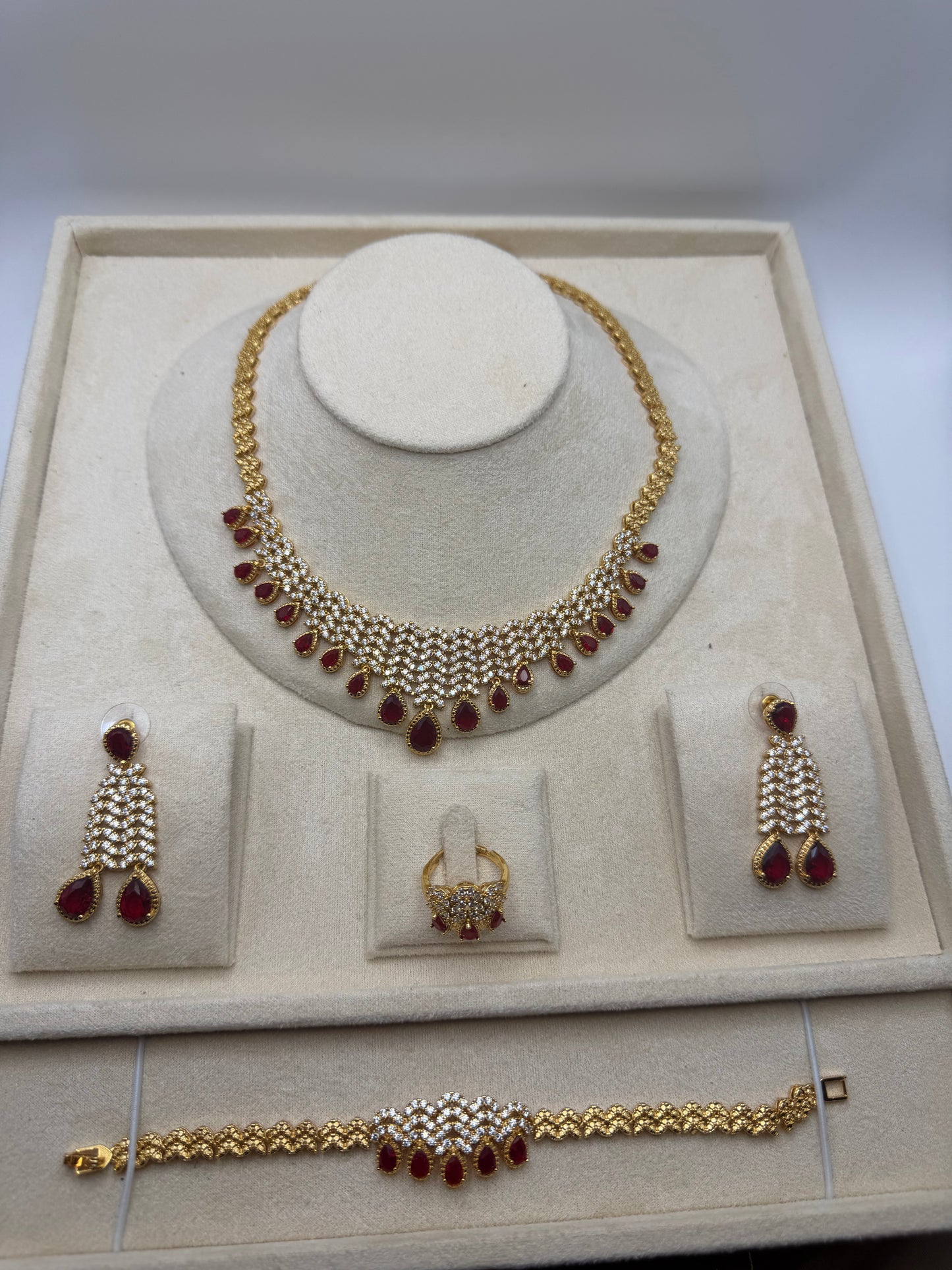 Aurique zirconia set 1042