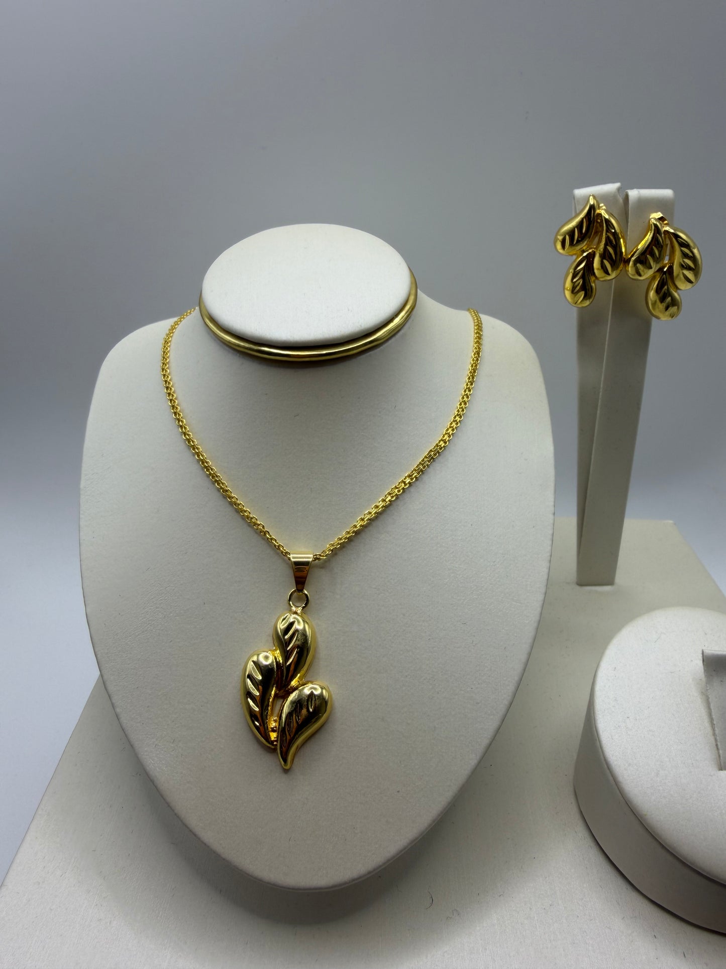 Aurique itallian earrings and pendant 1044