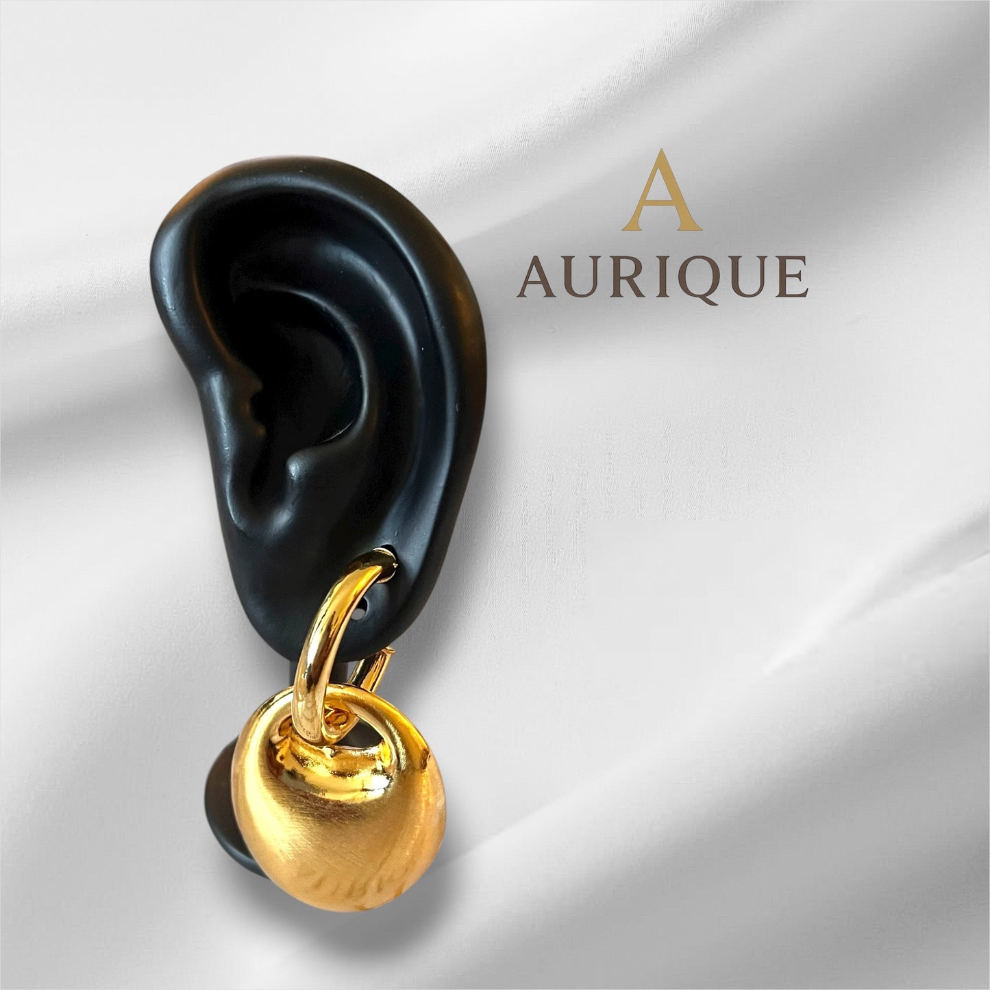 Round Rhombus Earring