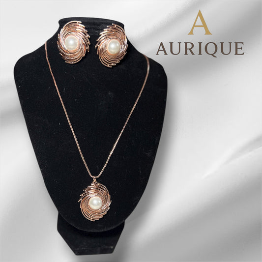 Bronze and Pearl Earing, Pendant with Chain