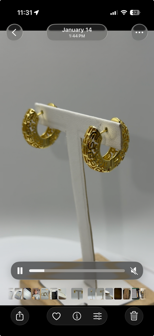 Aurique earring 1015