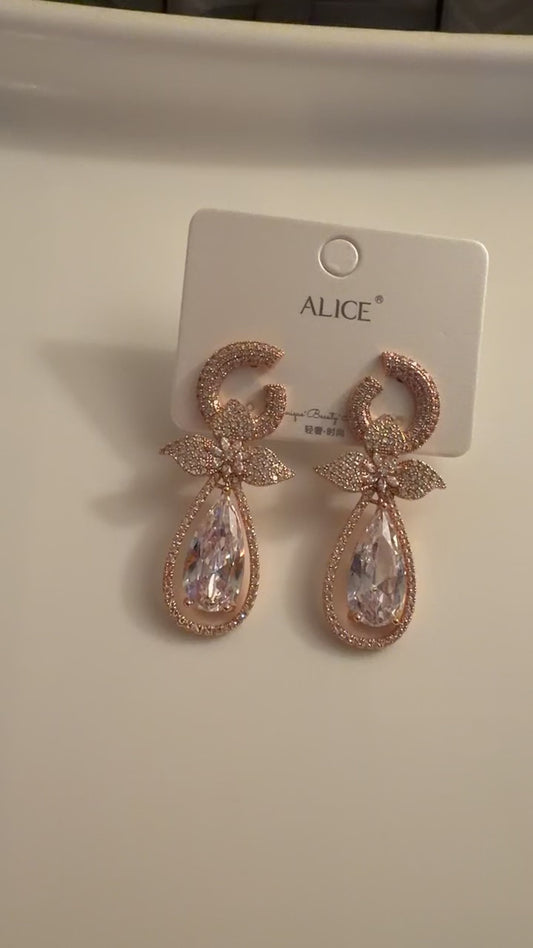 Aurique Zirconia Earrings 1021