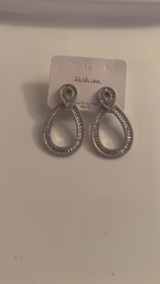 Aurique Zirconia Earrings 1025